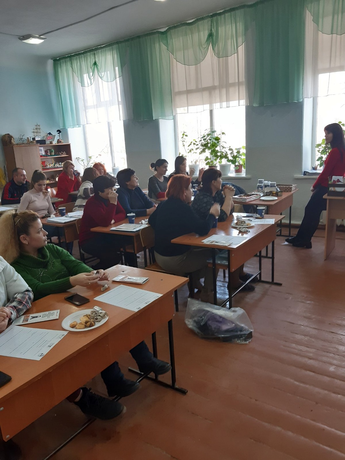 Cicl de seminarii informaționale pentru părinți și profesori